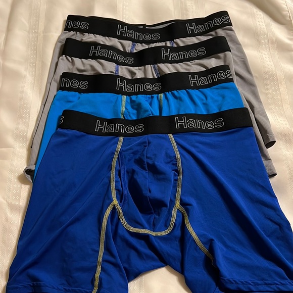 Hanes Underwear & Socks Hanes 4 Pairs Barely Worn Poshmark